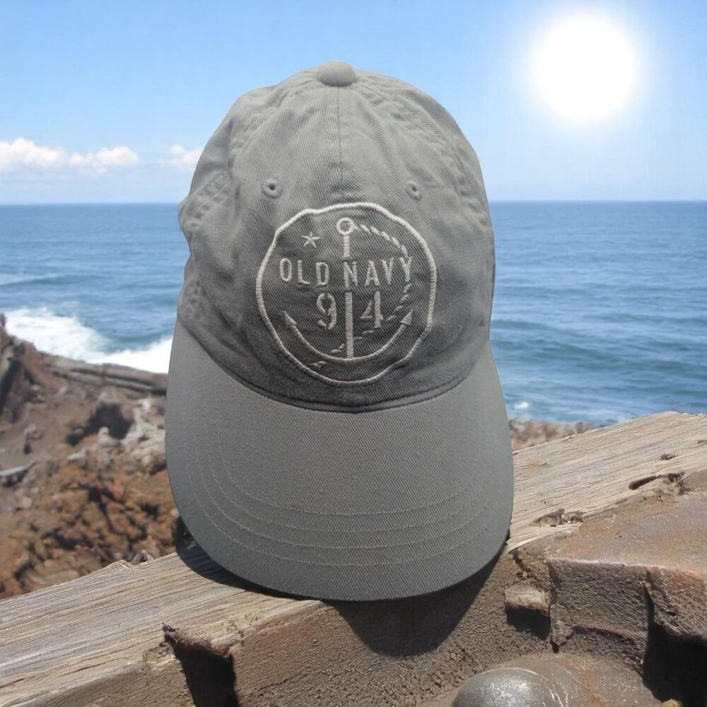 Old Navy Gray Adjustable Baseball Cap With Embroidered Logo